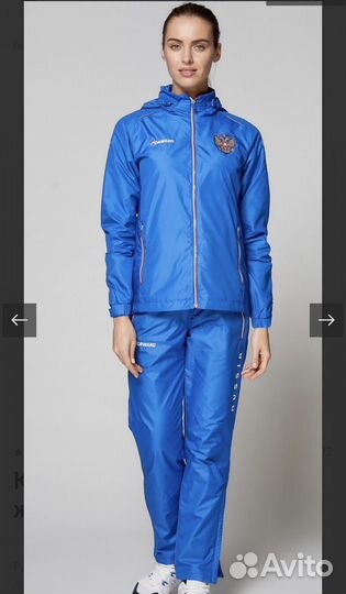 Костюм спортивный