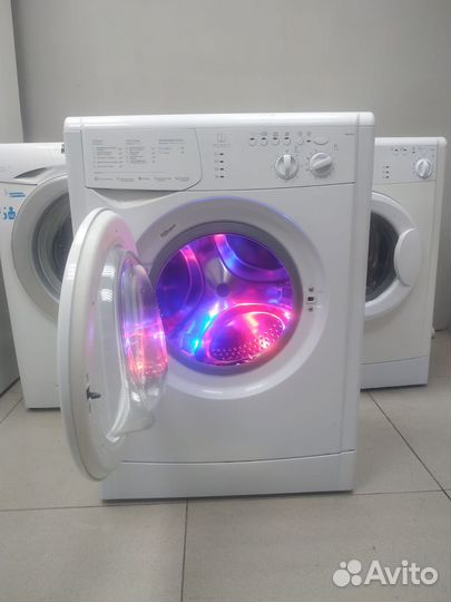 Стиральная машина Indesit wisl 105