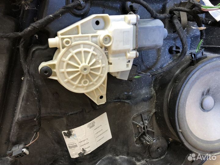 Стеклоподъемник передний левый Mercedes Benz W246