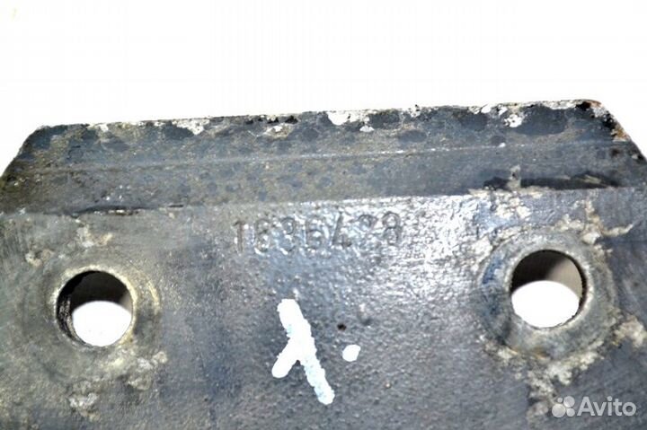 Кронштейн пневмобаллона ведущего моста, левый DAF