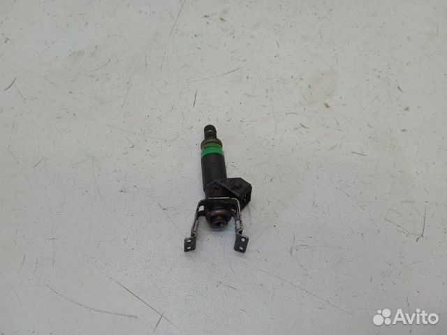 Форсунка топливная Ford Focus 2 1.6 2011