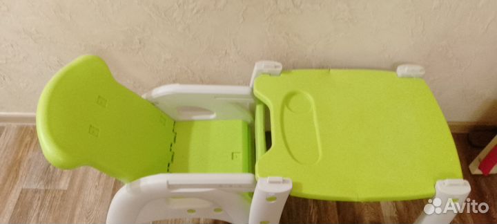 Детский стол и стульчик