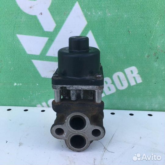 Клапан рециркуляции выхлопных газов Митсубиси Га