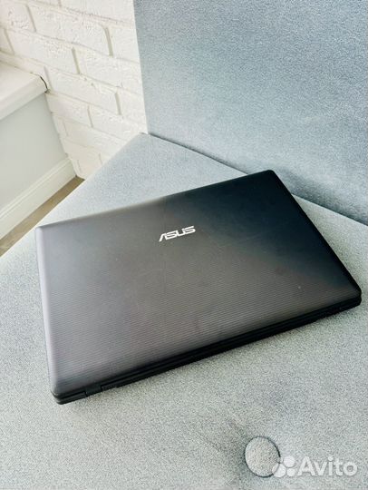Ноутбук Asus i3/12 Gb/ GT720