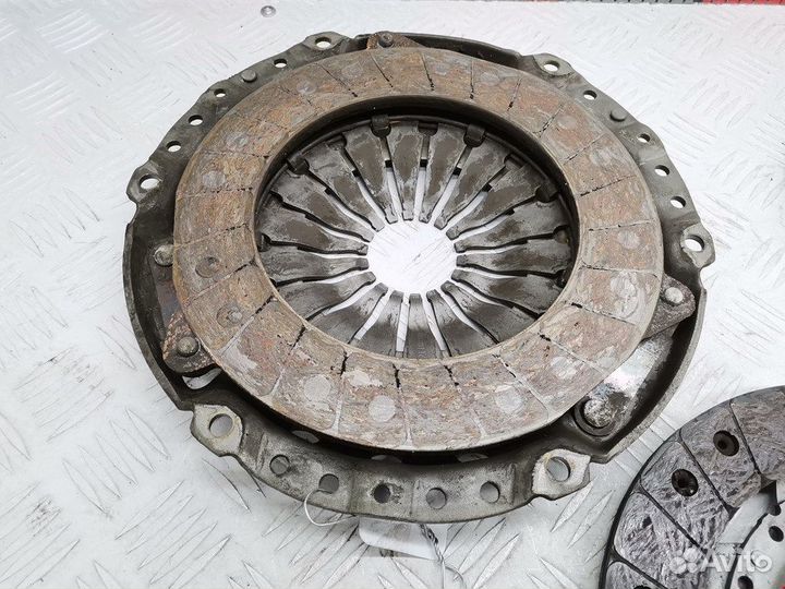 Маховик (демпфер сцепления) для Volvo V70 2