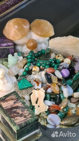 Изделия из малахита и натуральных камней