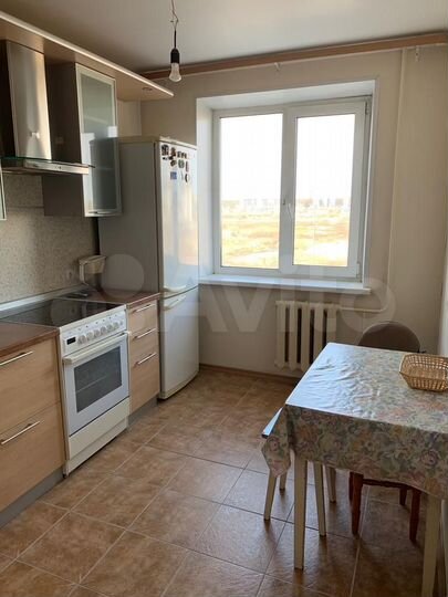 2-к. квартира, 52 м², 6/10 эт.