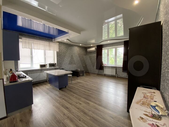 Дом 100 м² на участке 1,6 сот.