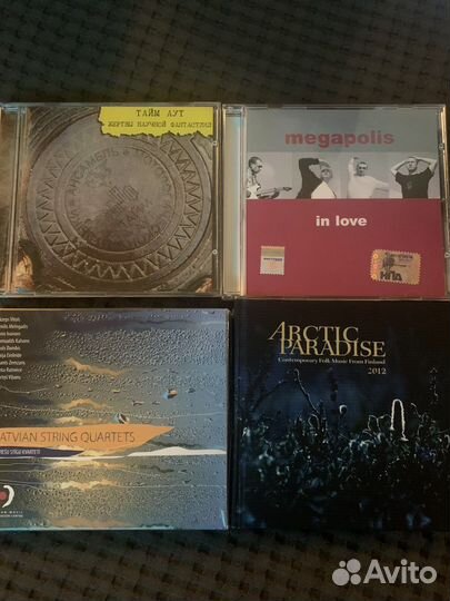 Коллекция музыки на CD, DVD, виниле