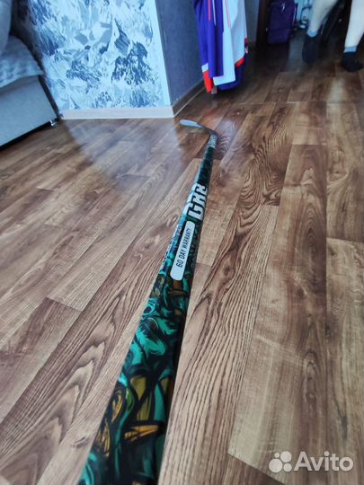 Клюшка хоккейная правый хват викела gr8