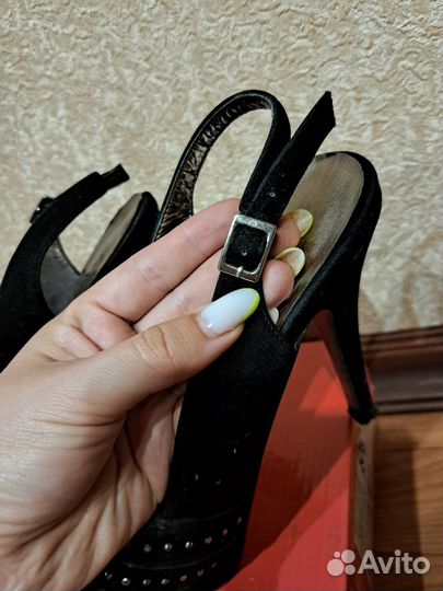 Босоножки женские 39 размер