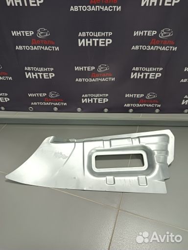 Соединитель заднего крыла и пола правый