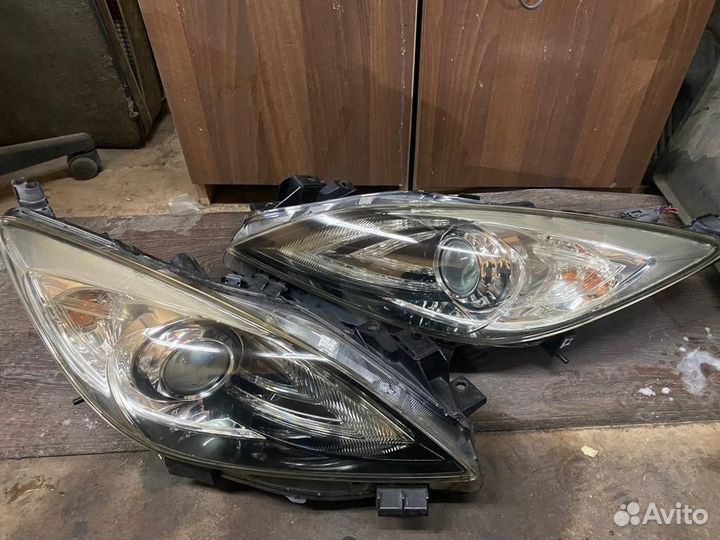 Фары Mazda 3 BL ксенон комплект