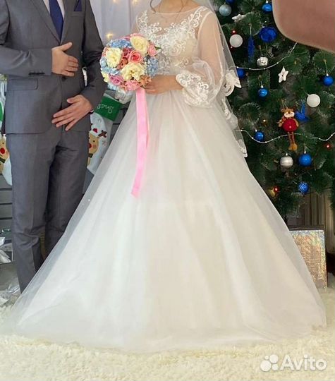 Свадебное платье