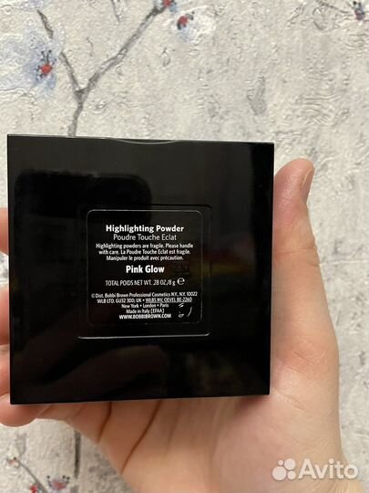 Хайлайтер от Bobbi brown в оттенке Пинк глов