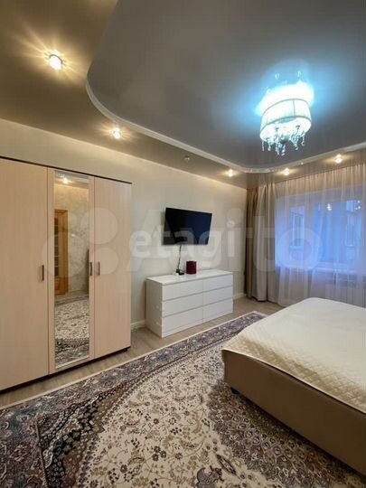 3-к. квартира, 71,2 м², 2/10 эт.