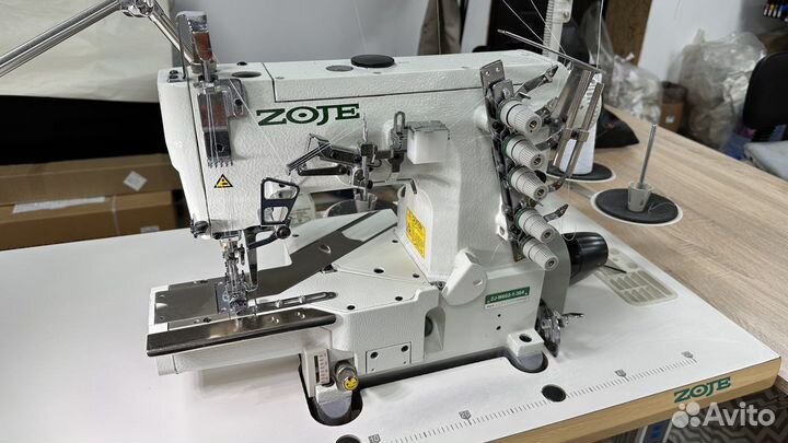 Плоскошовная машина с рукавной платформой Zoje