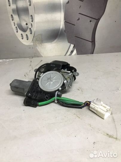 Замок крышки багажника задний Lexus Rx 2003-2009