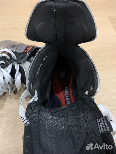 Хоккейные коньки Bauer XXX 10 EE