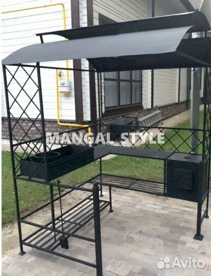 Мангал с крышей