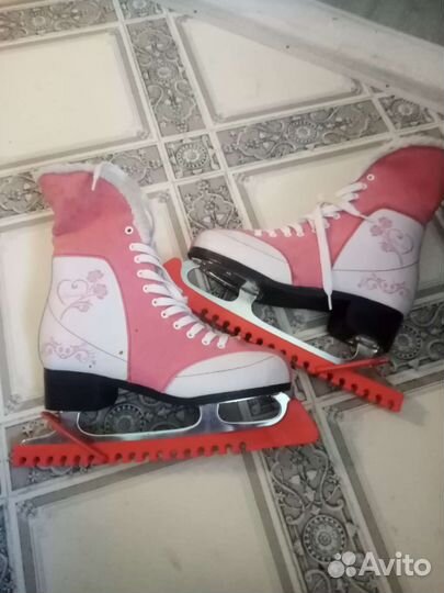 Коньки фигурные