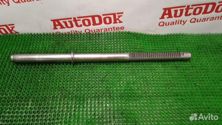 Вал рулевой рейки LHD