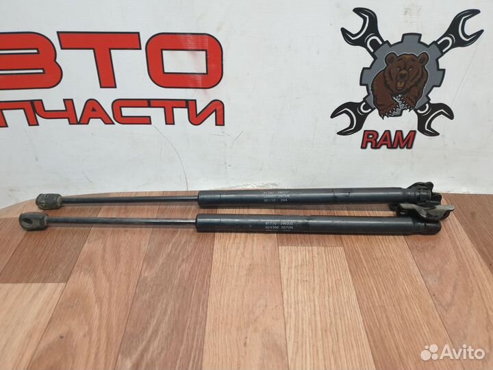 Амортизатор багажника Kia Sportage 3