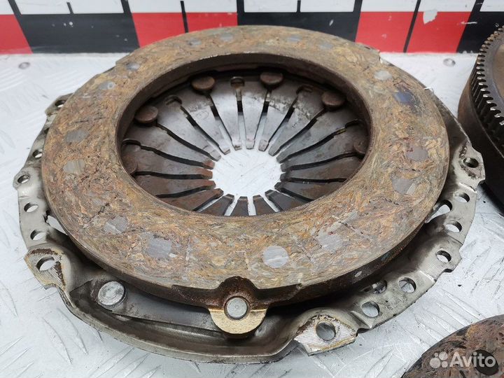 Маховик Volkswagen Golf