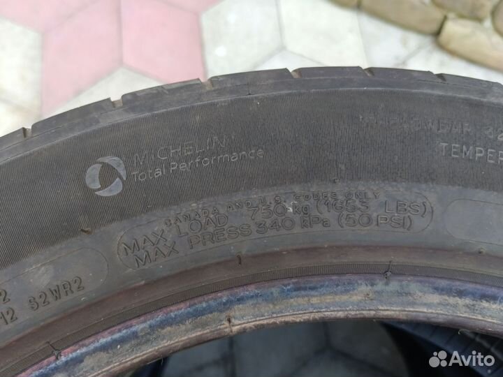 Michelin Pilot Sport A/S 255/55 R17