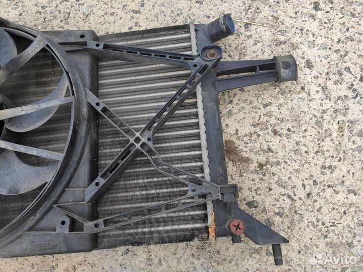 Радиатор вентилятор без конд на Opel Astra G