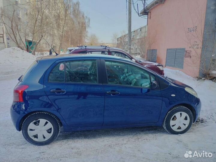 Toyota Yaris 1.0 МТ, 2007, 250 000 км