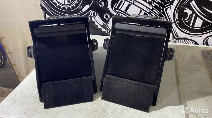 Ящик задний для лыж Mercedes Benz W220