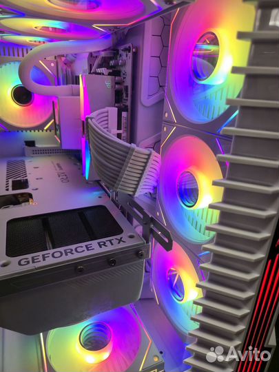 Белый Игровой пк Ryzen 9 7950X + 4080 super