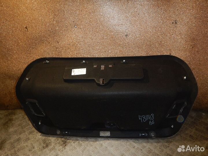 Обшивка крышки багажника, Volkswagen (Фольксваген)