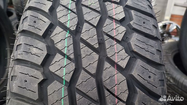 Tracmax X-Privilo AT08 225/70 R16 103T