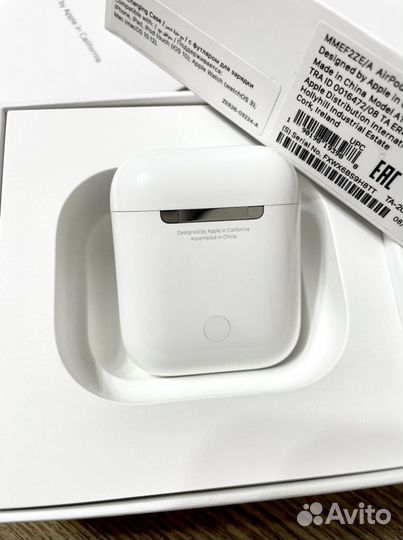 Беспроводные наушники apple airpods