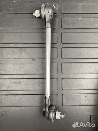 Стойка стабилизатора skoda rapid