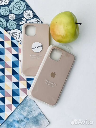 Чехол на iPhone 12 / 12 Pro