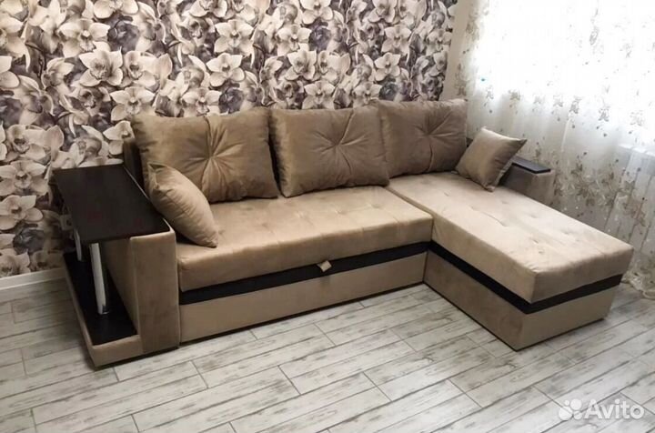 Диван кожаный