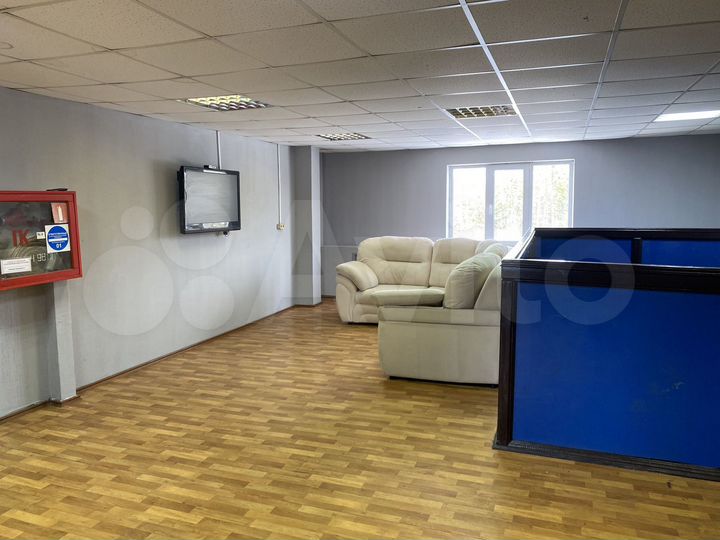 Комната 20 м² в > 9-к., 2/2 эт.