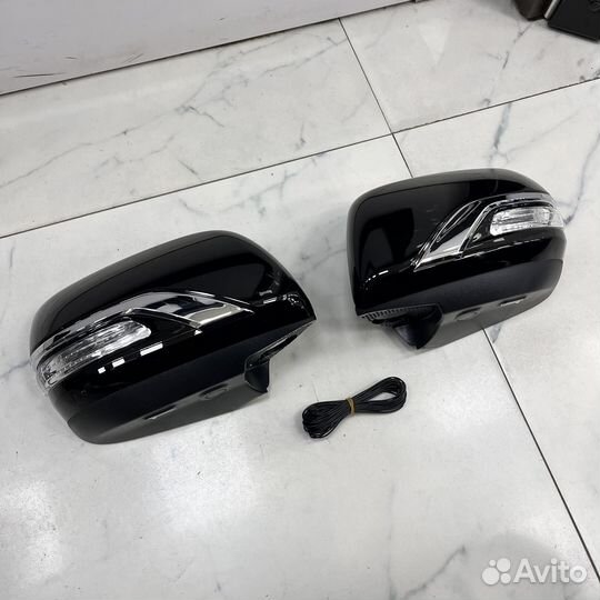 Накладки на боковые зеркала Land Cruiser 200