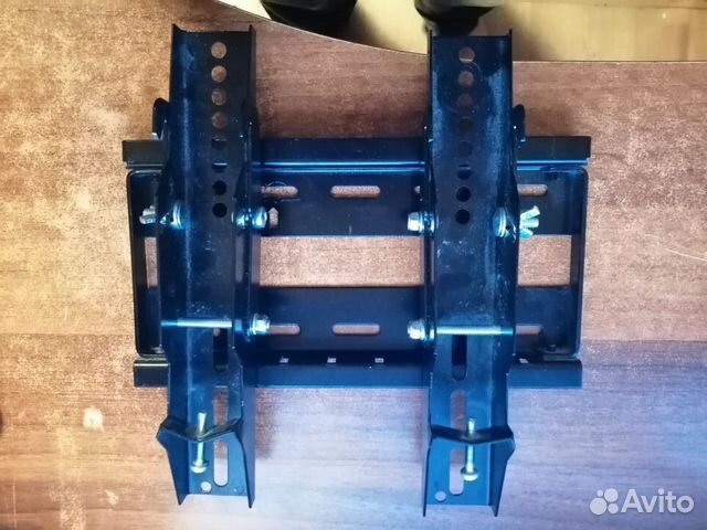 Кронштейн для телевизора на стену до 32