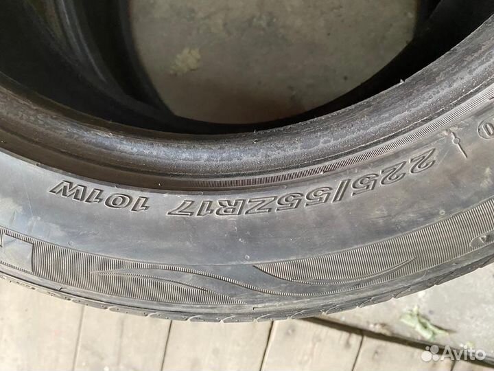 Nexen N Fera RU1 2.25/55 R17