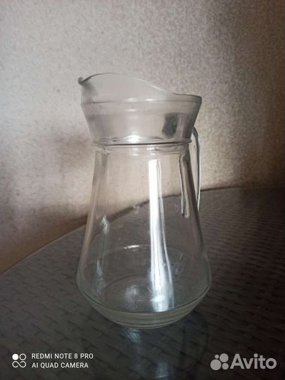 Кувшин стеклянный