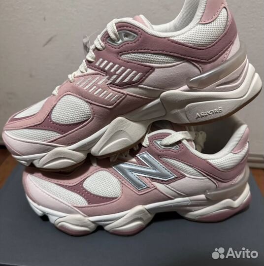 Женские кроссовки new balance 9060 pink