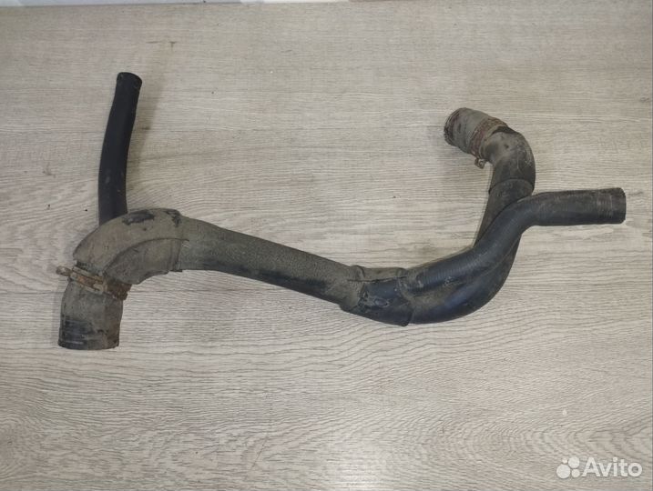 Патрубок радиатора Mondeo 2