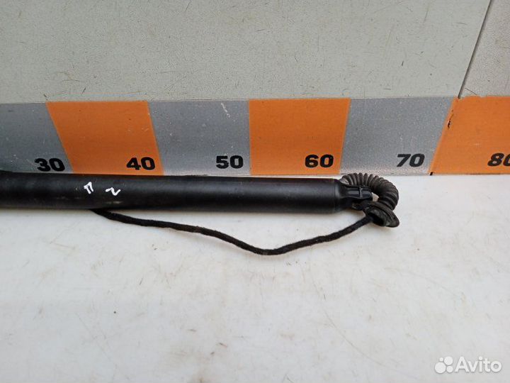 Амортизатор двери/крышки багажника Volvo XC90