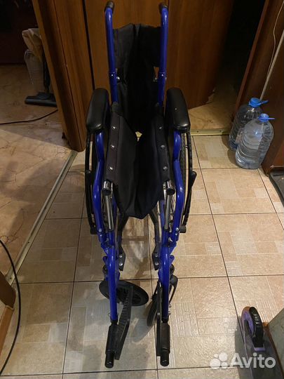 Инвалидная коляска складная бу