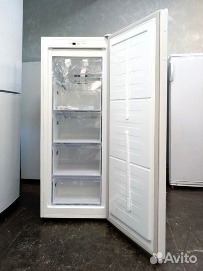 Морозильник Hisense 144 см NoFrost: Новый Гарантия