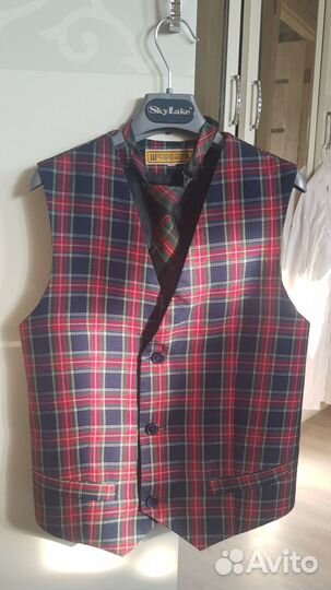 Школьная форма. Пиджак. Жилетка. Галстук